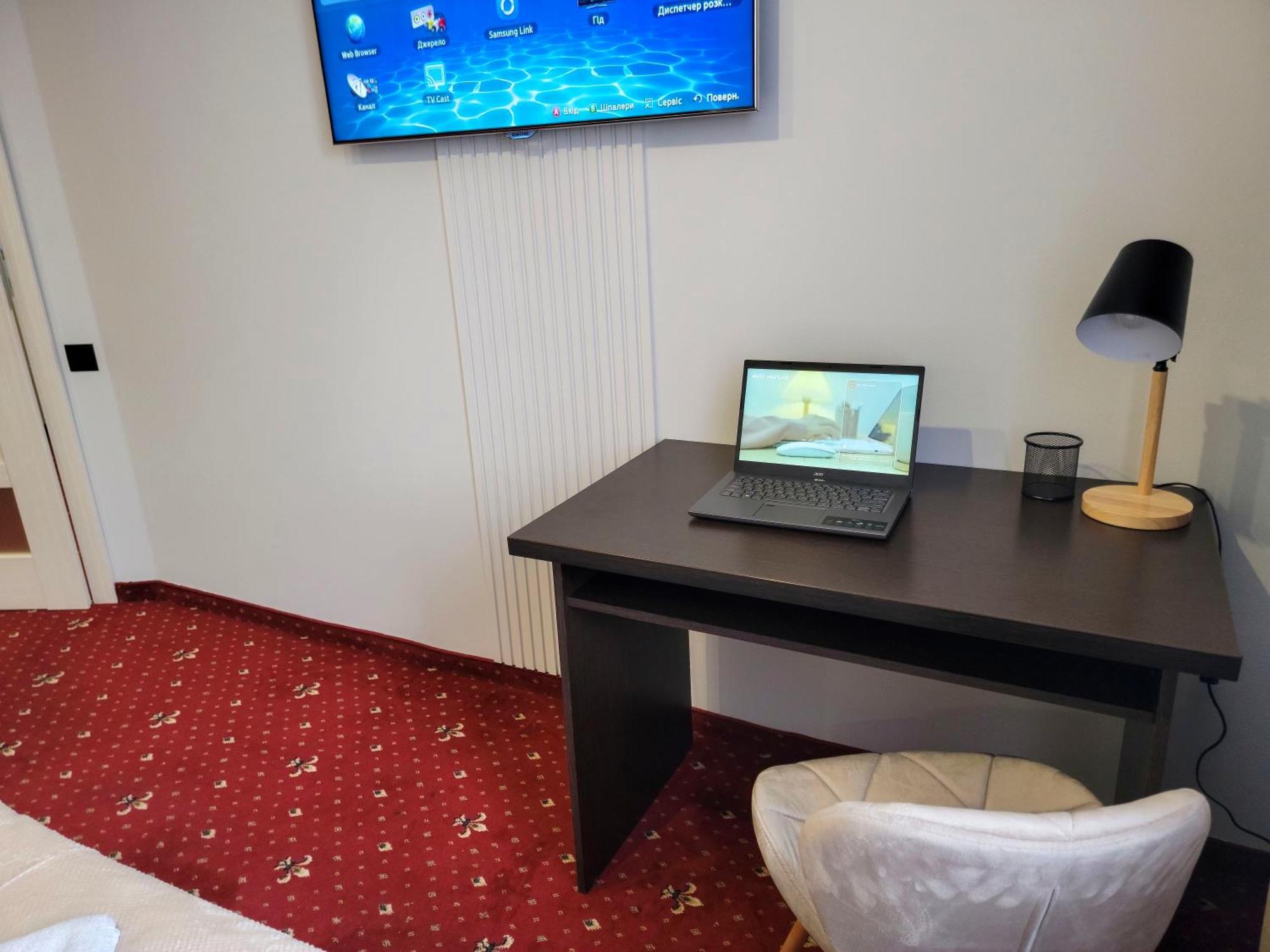 Fine Ap4Youif Ivano Frankivsk Bagian luar foto